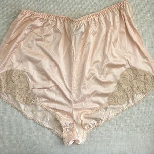 NEW Christian Dior Size M